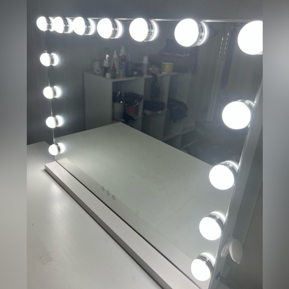 Makeup Mirror with Lights,10X Lens,22.8"x 18.1" Hollywood Vanity